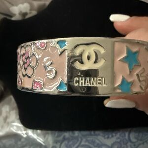 CHANEL Silver and Pink Star Bangle